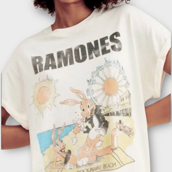 Free People Letluv Ramones Band Graphic Tee Shirt Sz XS - Picture 2 of 10